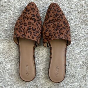 ABOUND Animal Print Slip On Style Flats Mules - Women’s - Size 9